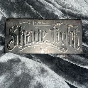 Shade Light Palette